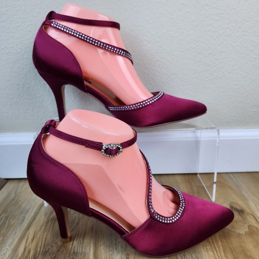 ☔️🩵Burgundy Satin & Rhinestone Buckled Ankle Strappy Heel Shoes Size 8 - Picture 9 of 15